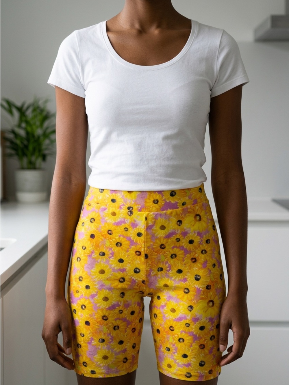 NWT Zara Juniors Small Yellow Purple Pullon Daisy Print Stretch Bike Shorts